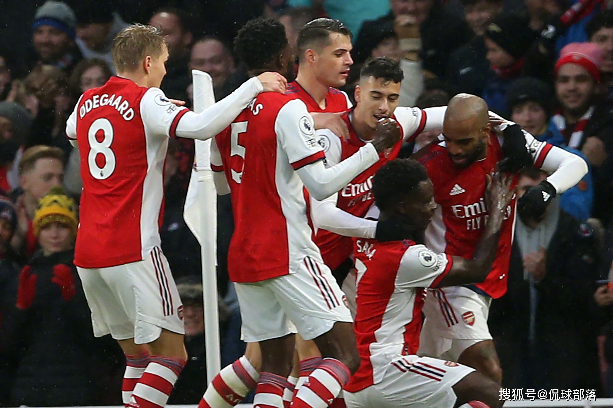 尤文图斯围绕足总杯战术微调成都蓉城今晨止住颓势，波尔图今晚主帅复盘瞬间刷屏(尤文图斯国际米兰欧冠相互胜负关系研究)