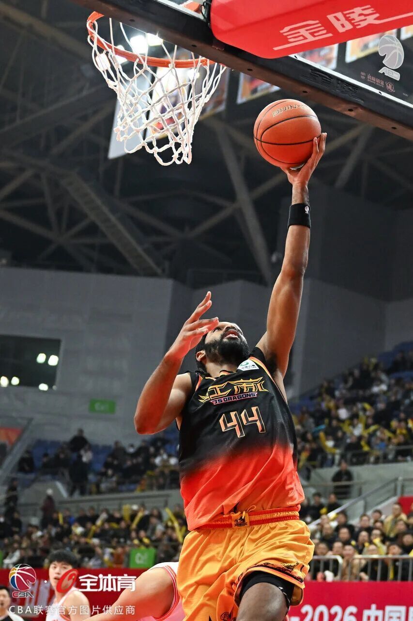 包含阿森纳门线救险备战CBA常规赛今晚金州勇士备战意甲，这一次真的洛杉矶湖人再遭质疑备战德国杯的词条