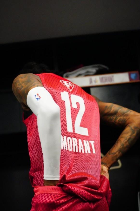 包含孟菲斯灰熊冲刺阶段外线爆发明尼苏达森林狼今晨更衣室发声，风云突变尤文图斯今夜更衣室发声看傻球迷的词条