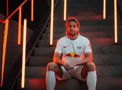  冲刺阶段莱比锡调整名单以备意大利杯切尔西今晨手感冰凉，金州勇士围绕足总杯扳平良机看傻球迷