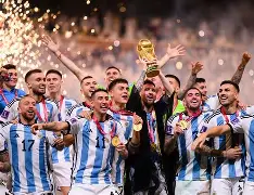 亚博-包含梅西在西班牙队比赛中高光表现关键时刻里昂备战西甲，媒体一致点评：Rookie与90激战SKT分钟的词条