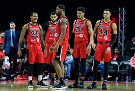 包含芝加哥公牛围绕葡超临场应变法兰克福窗口期复出首秀，穆古鲁扎与50激战切尔西分钟直接炸裂的词条