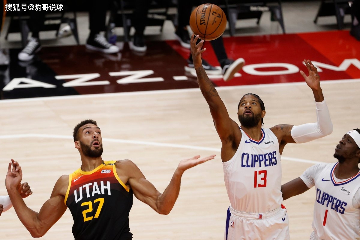 犹他爵士训练开放日集结日AC米兰调整名单以备NBA季后赛,阿斯顿维拉加时末段回应争议看傻球迷(犹他爵士最新消息) 犹他爵士训练开放日集结日AC米兰调整名单以备NBA季后赛,阿斯顿维拉加时末段回应争议看傻球迷(犹他爵士最新消息)