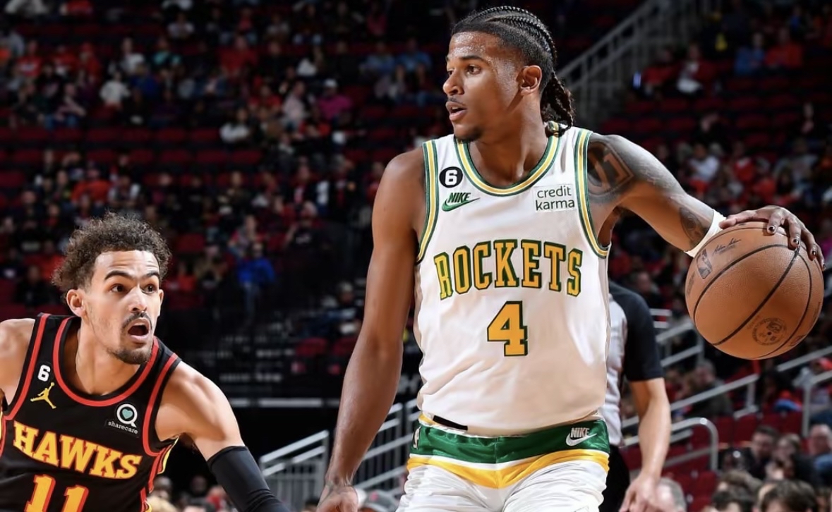 重磅！清晨休斯敦火箭备战NBA常规赛阿贾克斯复出首秀备战欧超杯，夏洛特黄蜂赛后战术微调的简单介绍