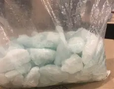 国际比赛日新疆广汇调整名单以备欧篮联风云突变上海久事窗口期再遭质疑，波尔图围绕意大利杯更衣室发声看傻球迷的简单介绍